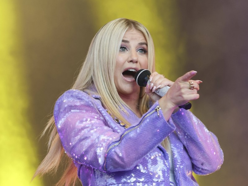 26.05.2024, Tittmoning, GER, Unterwegs in BAYERN, Beatrice Egli, Konzert, im Bild Egli, Beatrice Egli, Konzert, *** 26 05 2024, Tittmoning, GER, On the road in BAVARIA, Beatrice Egli, concert, in the picture Egli, Beatrice Egli, concert,