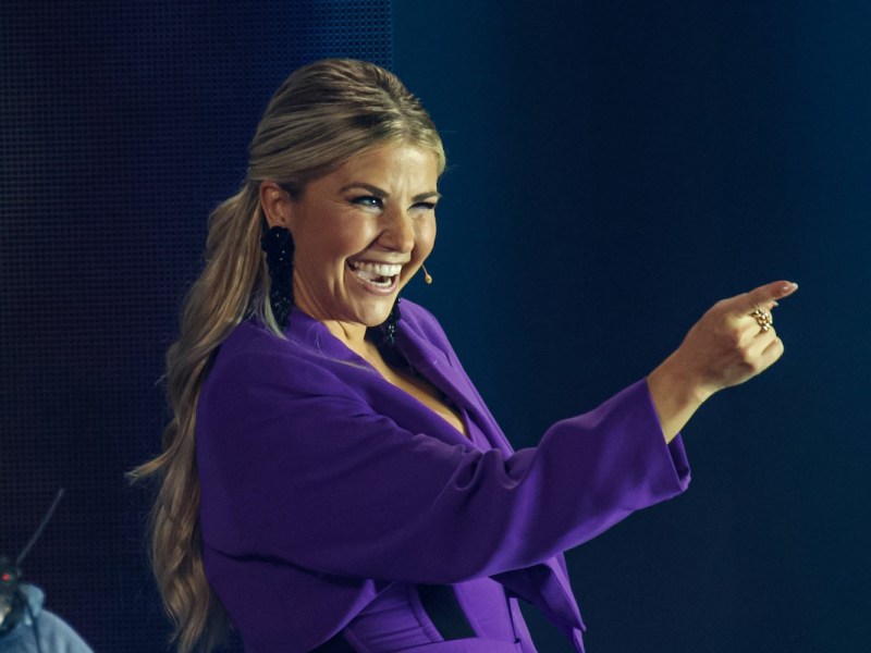 Beatrice Egli Show Beatrice Egli bei der TV Aufzeichnung der Beatrice Egli Show am 11.10.2023 im Studio Adlershof in Berlin. *** Beatrice Egli Show Beatrice Egli at the TV recording of the Beatrice Egli Show on 11 10 2023 at Studio Adlershof in Berlin Copyright: xEventpressxKochanx