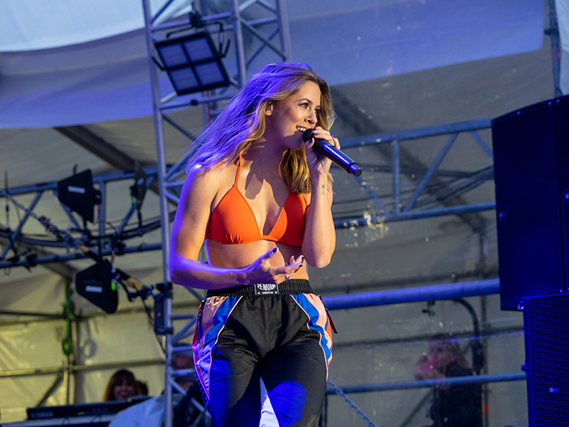 Vanessa Mai beim SWR Sommerfestival 2019