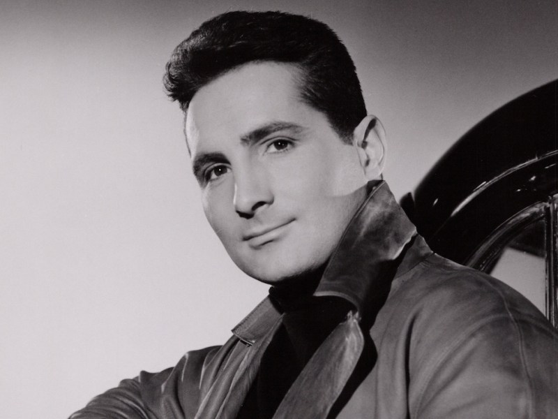 Freddy Quinn, ˆsterreichischer Schlagers‰nger und Schauspieler, Deutschland um 1959. Austrian schlager singer and actor Freddy Quinn, Germany around 1959. Nur redaktionelle Nutzung. Editorial usage only. Copyright: ArthurxGrimm UnitedArchives82005053