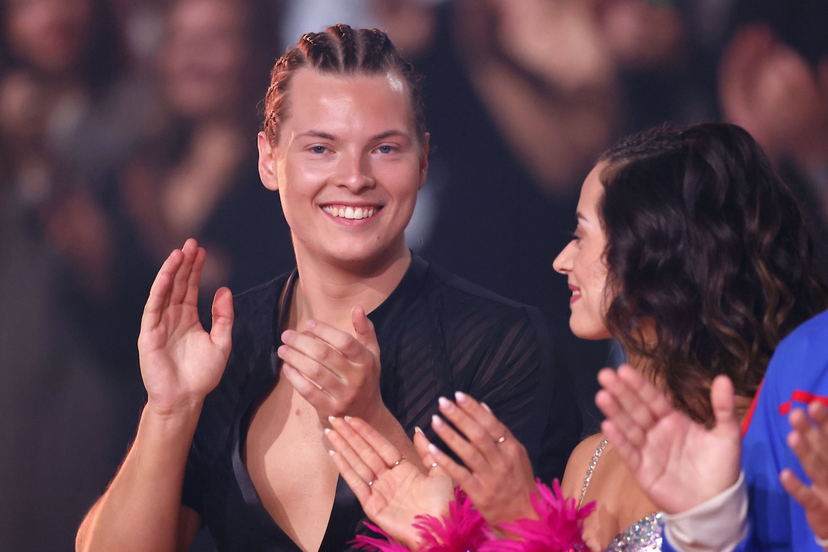 S‰nger Gabriel Kelly und T‰nzerin Malika Dzumaev in der siebten Live-Show bei der 17. Staffel der RTL-Tanzshow Let s Dance im MMC Coloneum. Kˆln, 19.04.2024 NRW Deutschland *** Singer Gabriel Kelly and dancer Malika Dzumaev in the seventh live show of the 17th season of the RTL dance show Let s Dance at the MMC Coloneum Cologne, 19 04 2024 NRW Germany Copyright: xChristophxHardtx