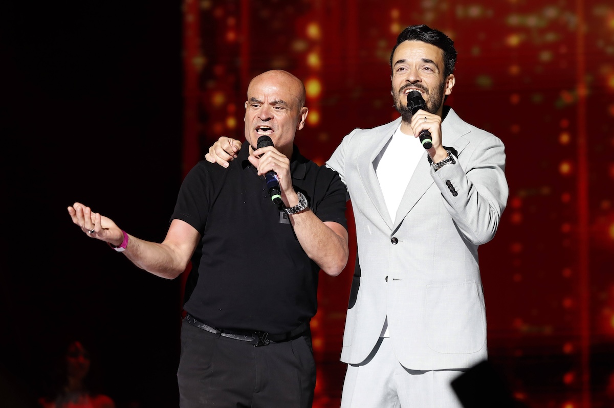 Giovanni Zarrella mit Vater Bruno Zarrella beim Konzert Schlagersterne Mallorca 2023 im Coliseo Balear. Palma, 1a.05.2023 *** Giovanni Zarrella with father Bruno Zarrella at the concert Schlagersterne Mallorca 2023 in the Coliseo Balear Palma, 1a 05 2023 Foto:xR.xSchmiegeltx/xFuturexImage