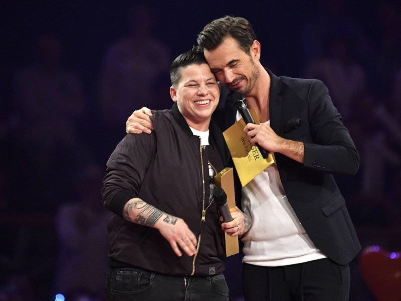 Kerstin Ott und Florian Silbereisen in der TV Show Schlagerchampions - Das groﬂe Fest der Besten 2019 im Velodrom. Berlin, 12.01.2019 *** Kerstin Ott and Florian Silbereisen in the TV show Schlagerchampions Das groﬂe Fest der Besten 2019 at the Velodrom Berlin 12 01 2019 Foto:xF.xKernx/xFuturexImage