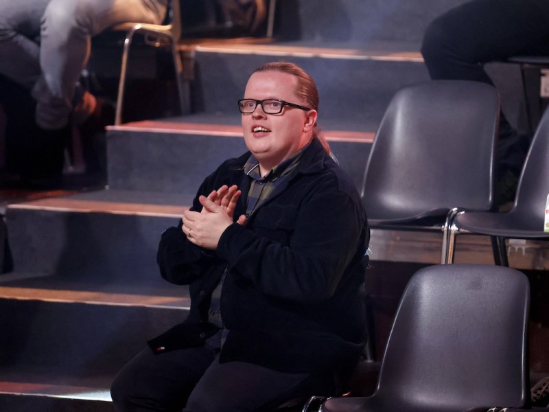 S‰nger Angelo Kelly, Vater von Kandidat Gabriel Kelly, in der siebten Live-Show bei der 17. Staffel der RTL-Tanzshow Let s Dance im MMC Coloneum. Kˆln, 19.04.2024 NRW Deutschland *** Singer Angelo Kelly, father of contestant Gabriel Kelly, in the seventh live show of the 17th season of the RTL dance show Let s Dance at the MMC Coloneum Cologne, 19 04 2024 NRW Germany Copyright: xChristophxHardtx