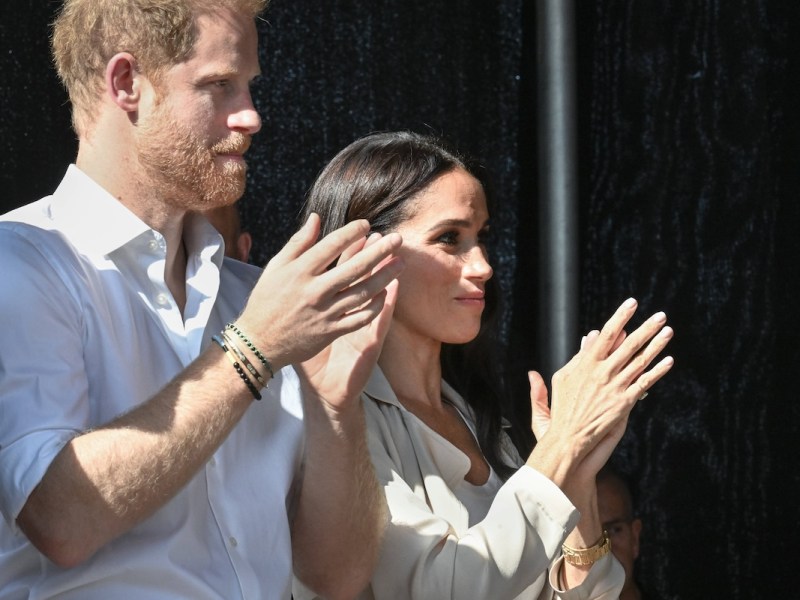 Harry and Meghan at the swimming medals ceremony, Invictus Games Day 7, D¸sseldorf, Germany D¸sseldorf, Germany, 16th Sep 2023. Meghan, the Duchess of Sussex and Prince Harry, the Duke of Sussex attend the swimming medals ceremony on stage in the Invictus Village and hand out medals to several of the winners. Day 6 of the Invictus Games D¸sseldorf in and around the Merkur Spiel Arena. 21 nations participate in the games this year., Credit:Imageplotter / Avalon PUBLICATIONxNOTxINxUKxFRAxUSA Copyright: xImageplotterx/xAvalonx 0805724679