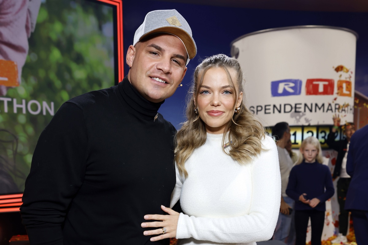 S‰nger Pietro Lombardi und seine Verlobte Laura Maria Rypa beim 28. RTL-Spendenmarathon 2023 in den EMG-Studios. H¸rth, 17.11.2023 NRW Deutschland *** Singer Pietro Lombardi and his fiancÈe Laura Maria Rypa at the 28 RTL Spendenmarathon 2023 in the EMG Studios H¸rth, 17 11 2023 NRW Germany Copyright: xChristophxHardtx