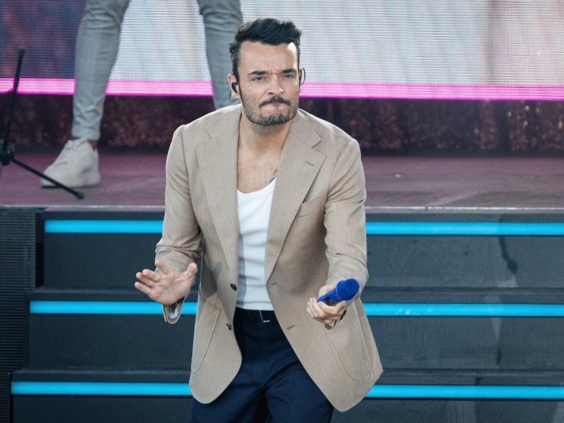 Entertainer und S‰nger Giovanni Zarrella tritt mit seiner Show Eine italienische Sommernacht in den G‰rten der Welt auf. 13.6.2024, Berlin, Deutschland *** Entertainer and singer Giovanni Zarrella performs his show An Italian Summer Night in the Gardens of the World 13 6 2024, Berlin, Germany kreativmedia_zarrella_10