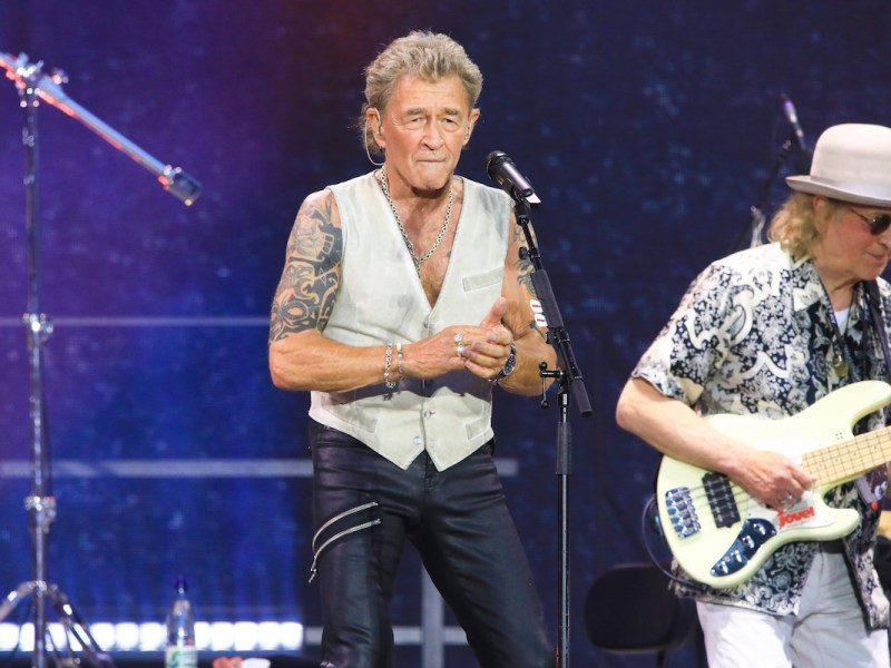 Peter Maffay beim Konzert in der Red Bull Arena Erfurt, 20.07.2024 Peter Maffay & Band - We Love Rock n Roll - Farewell Tour 2024 - Konzert in der Red Bull Arena in Leipzig Foto: Matthias Gr‰nzdˆrfer Sachsen Germany *** Peter Maffay at the concert in the Red Bull Arena Erfurt, 20 07 2024 Peter Maffay Band We Love Rock n Roll Farewell Tour 2024 concert in the Red Bull Arena in Leipzig Photo Matthias Gr‰nzdˆrfer Saxony Germany Copyright: xMatthiasxGr‰nzdˆrferx