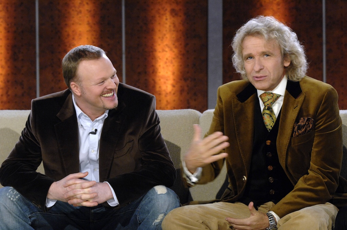 Bildnummer: 52360880 Datum: 26.01.2008 Copyright: imago/Sven Simon Moderatoren Thomas Gottschalk (re.) und Stefan Raab anl‰sslich der ZDF-Fernsehshow - Wetten, dass...? - in Salzburg, Personen , optimistisch; 2008, Salzburg, TV, Shows, Fernsehmoderator, Gestik, l‰cheln, Moderator; , quer, Kbdig, Gruppenbild, Randbild, People, premiumd