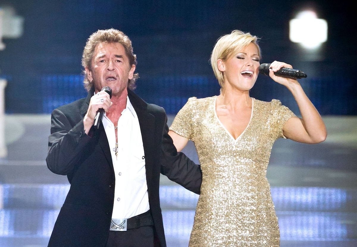 Bildnummer: 56806957 Datum: 22.12.2011 Copyright: imago/STAR-MEDIA Die Helene Fischer Show. S‰ngerin Helene Fischer und S‰nger Peter Maffay ( beide GER ) w‰hrend der Aufzeichnung der ARD-Unterhaltungssendung Die Helene Fischer Show am 21.12.2011 im Velodrom Berlin. +++ ST: 25.12.2011, 20:15 Uhr, ARD Entertainment Kultur People Musik Aktion x0x xkg 2011 hoch 2011 Ganze Figur Ganzer Kˆrper Ganzfigur Ganzkˆrper hoch Hochformat ARD Auftritt B¸hne Das erste Deutschland Duett Fernsehen Fernsehshow Kultur Kunst MDR Mitteldeutscher Rundfunk Musik Musiker Musikerin Person Personen Schlager Schlagers‰nger Schlagers‰ngerin Show TV Unterhaltung 56806957 Date 22 12 2011 Copyright Imago Star Media the Helene Fischer Show Singer Helene Fischer and Singer Peter Maffay both ger during the Recording the ARD Entertainment programme the Helene Fischer Show at 21 12 2011 in Velodrome Berlin St 25 12 2011 20 15 Clock ARD Entertainment Culture Celebrities Music Action shot x0x xkg 2011 vertical 2011 Whole Figure A whole Body Full figure Whole body vertical Portrait ARD Appearance Stage the First Germany Duet Television TV Culture Art MDR resources Broadcasting Music Musician Musician Person People Schlager Pop singer Pop singer Show TV Entertainment