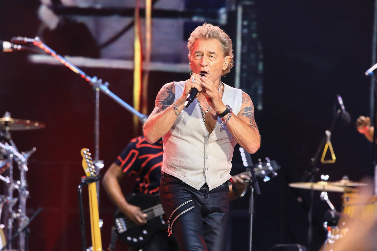 Peter Maffay beim Konzert in der Red Bull Arena Erfurt, 20.07.2024 Peter Maffay & Band - We Love Rock n Roll - Farewell Tour 2024 - Konzert in der Red Bull Arena in Leipzig Foto: Matthias Gr‰nzdˆrfer Sachsen Germany *** Peter Maffay at the concert in the Red Bull Arena Erfurt, 20 07 2024 Peter Maffay Band We Love Rock n Roll Farewell Tour 2024 concert in the Red Bull Arena in Leipzig Photo Matthias Gr‰nzdˆrfer Saxony Germany Copyright: xMatthiasxGr‰nzdˆrferx