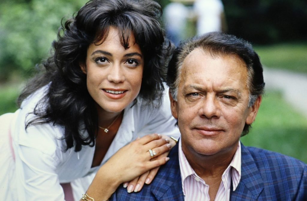 Barbara Wussow mit ihrem Vater Klausjürgen Wussow, 1993.