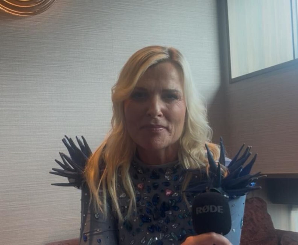 Barbara sorgt als Double von Helene Fischer für Jubel und begeisterte Fans.